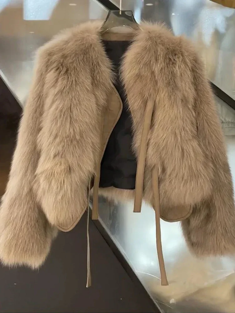 

Womens Short Winter Jacket 2025 New Faux Fur Coat Fashion Loose Plush Outerwear Female Luxury Imitate Fox Furs Jacket
