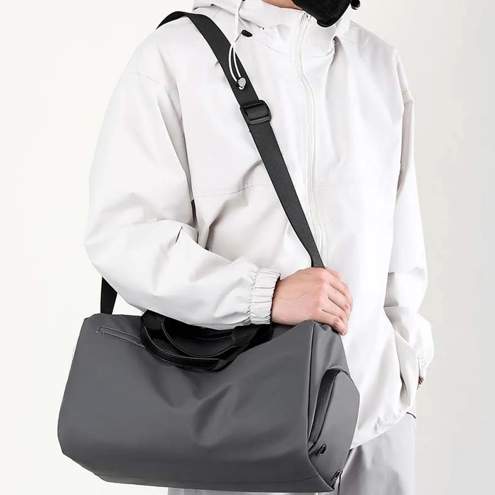 

High Density Fabric Unisex Travel Bag Solid Color Multi-functional Large Capacity Fitness Bag Multi Layered Polyester Yoga Pouch