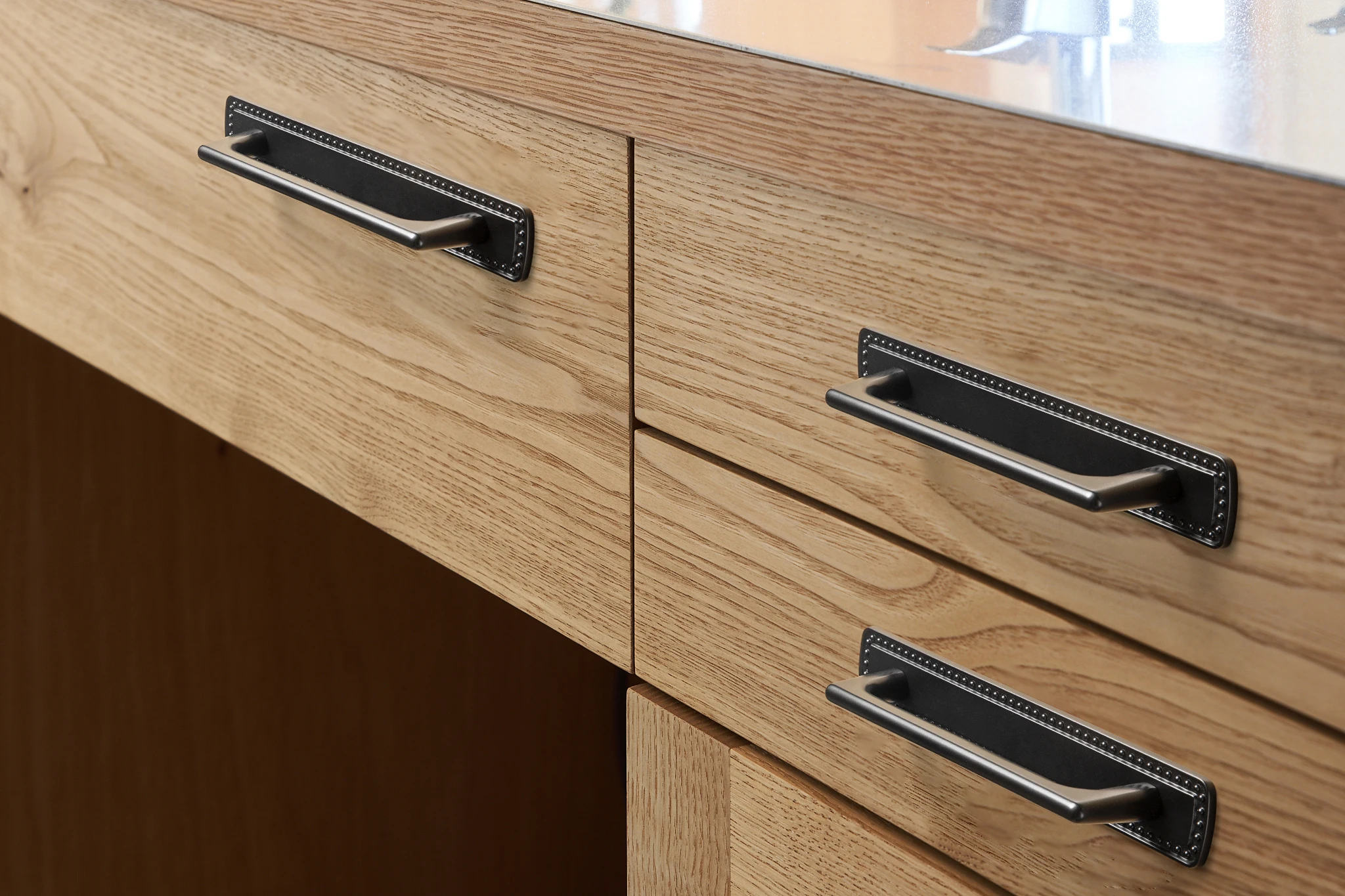 Furniture Hardware With Backplate - マットブラックのキャビネットプル（バックプレート付き）、2個セットの手頃な価格の高級亜鉛合金製キャビネット金具