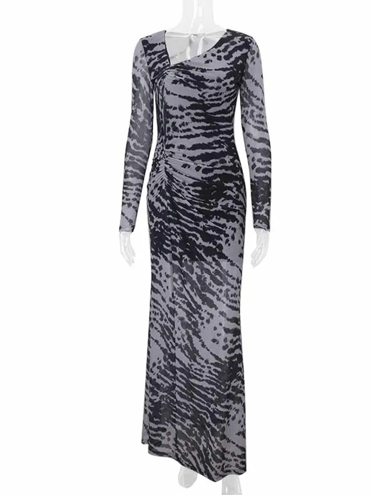 MCDV Schräge Schulter Bodycon Maxi Kleid Frauen Herbst Vintage Y2K Langarm Geraffte Stretch Print Kleider 2025, Neue Streetwear