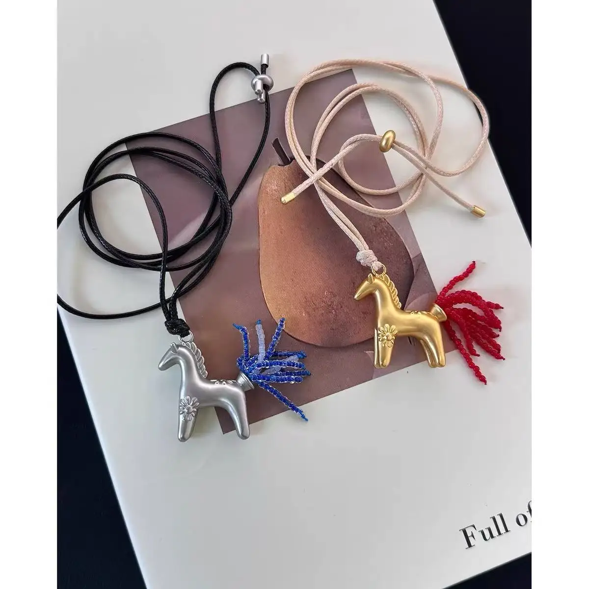 New Model Small Masani Necklace, Long Coat-Style Chain, Women's Fashionable And Versatile Accessories With A Touch Of Sophistica