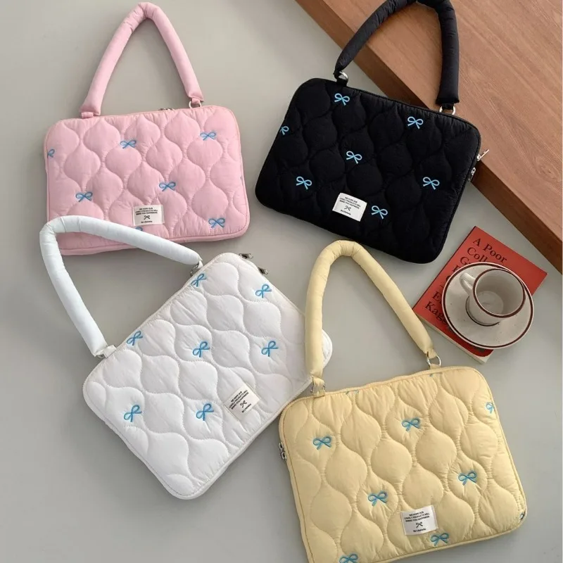 Butterfly Pattern Laptop Sleeve For Women Trendy Hot Sale Inner Bag 13 14 15 Inch Universal Lightweight Ladies Computer Handbag