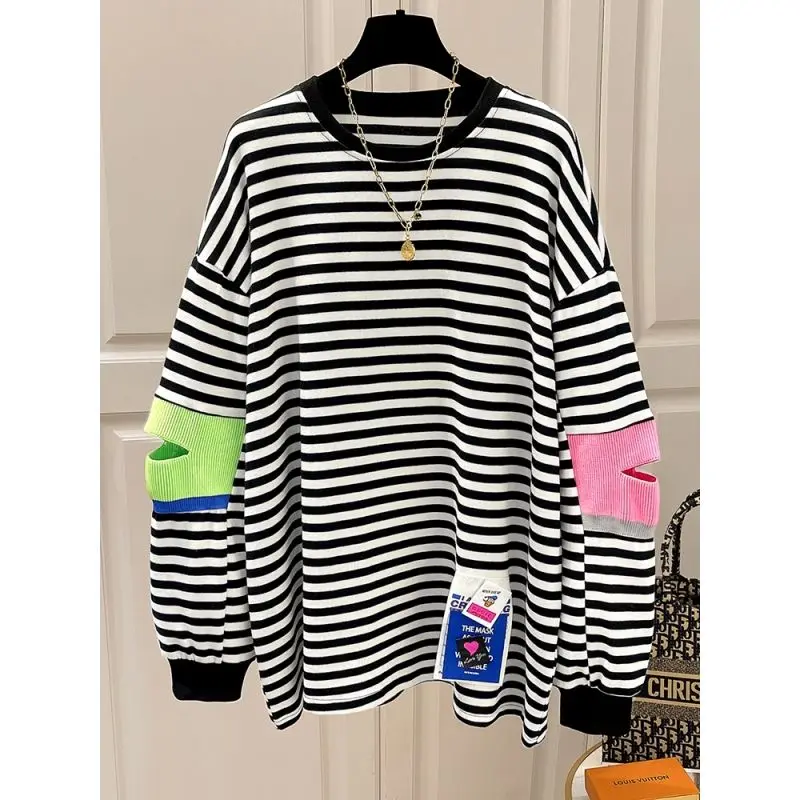 

Striped Labeled Round Neck Sweatshirt for Women Fashionable Loose Slim Jacket for Women