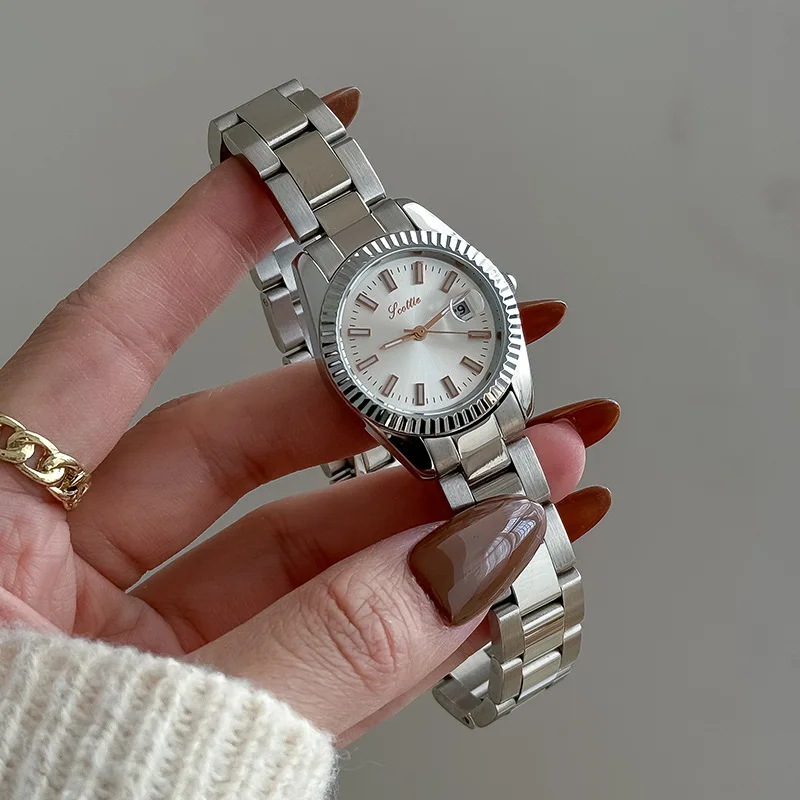 

NewClassicAnd Elegant Stainless Steel WatchA Stylish Women'S Watch With A Simple Design And Date DisplayA Perfect Gift For Women