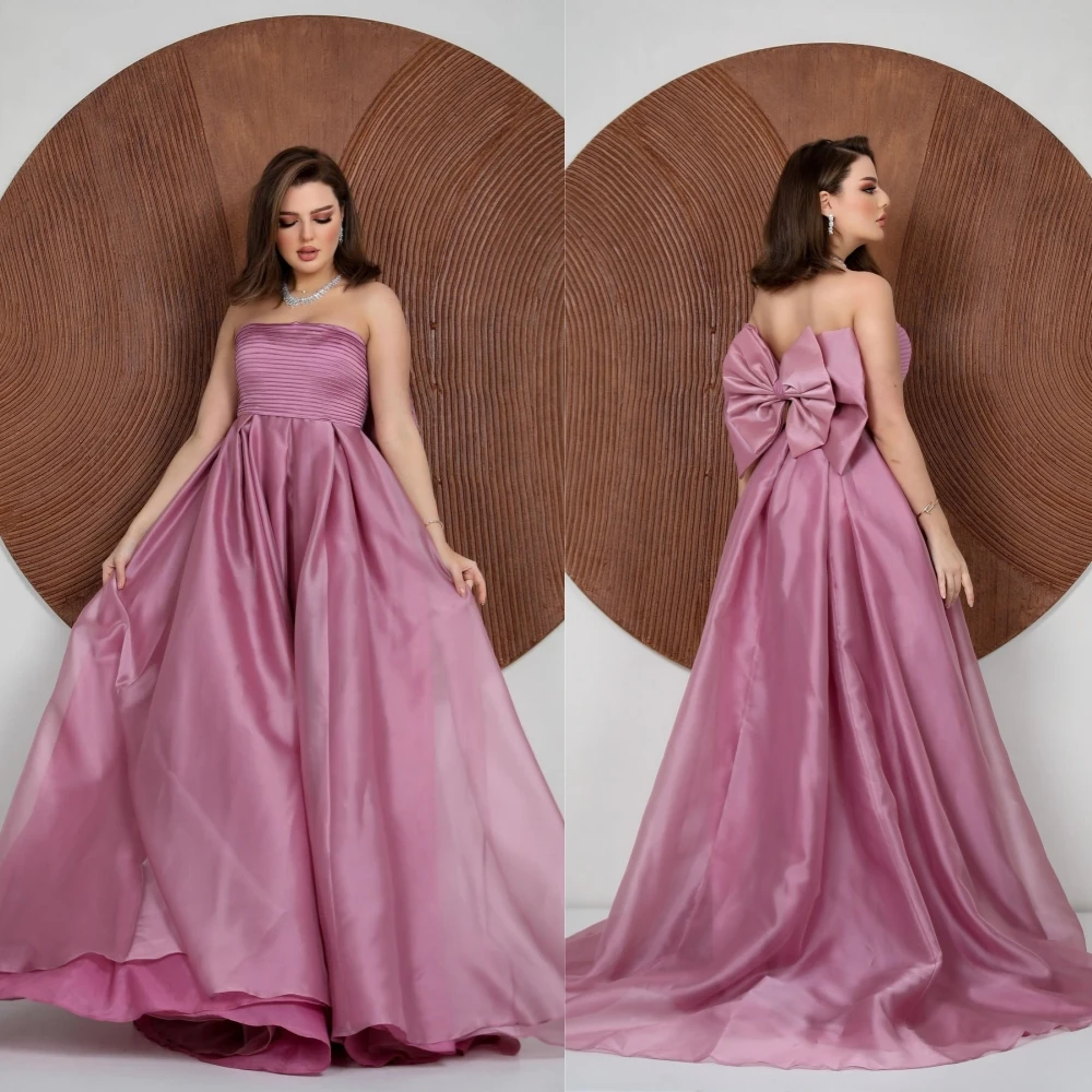 

Yipeisha Fashion Exquisite Strapless A-line Quinceanera Shirred Draped Satin Custom