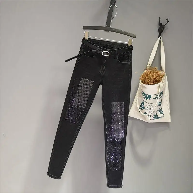 Heavy Embroidery Hot Drilling Slim-Fit Slimming Cropped Pants for Women2024Spring Women's Clothes New European Goods High Waist