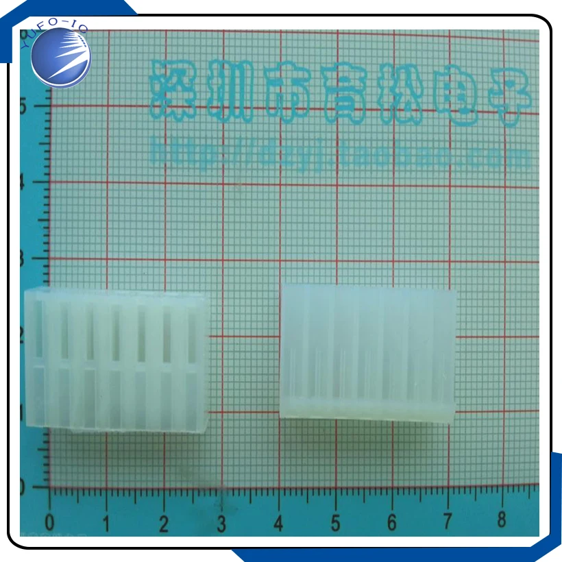 10PCS/Lot  The plastic shell CH3.96-7P plug plug type connector spacing of 3.96