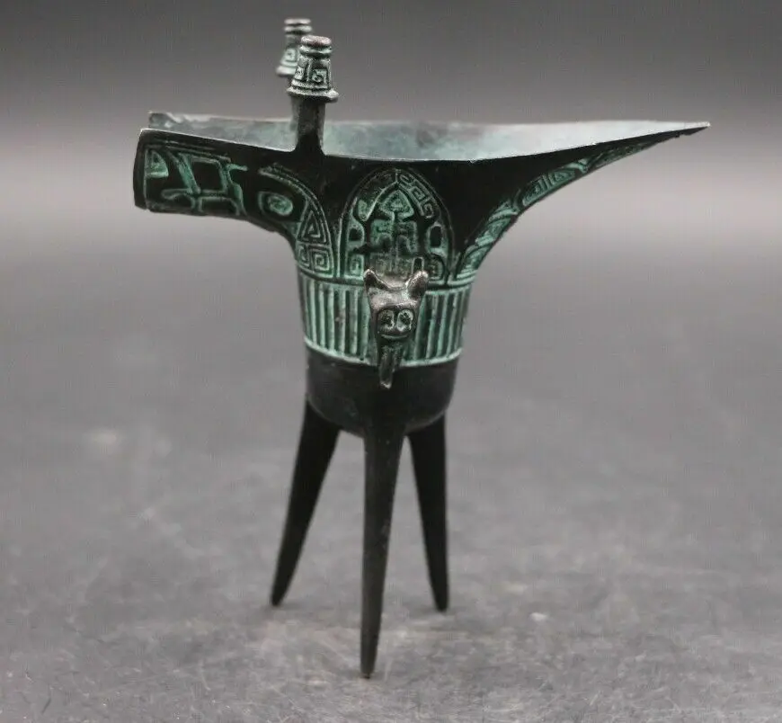 Chinese Antique Old Bronze Ware Dynasty High Legs Wine Pot Cup wineglass