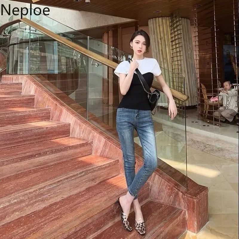 Neploe Slim Waist Patchwork T Shirt Contrast Color Black White Solid Short Sleeve Tee Summer Women Korean Fashion Sexy Top