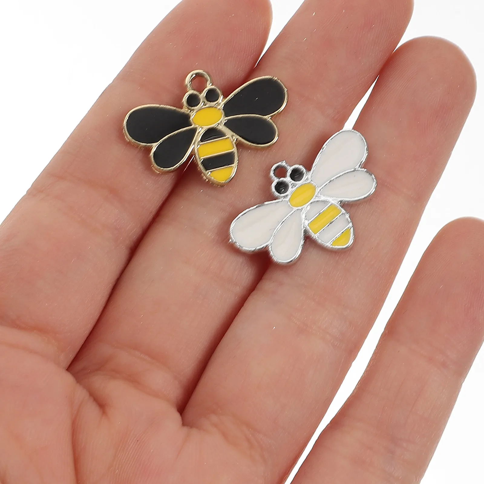 

20Pcs Small Bee Necklace Charms Alloy Pendant for DIY Jewelry Making Handcraft Supplies Safe Smooth Surface Lightweight Bee
