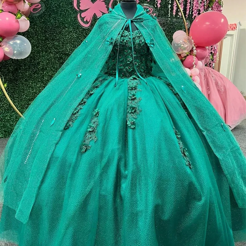 

Real Picture Emerald Green Arabic Quinceanera Dresses With Cape 3D Flower Long Vestido De 15 Anos Birthday Party Prom Dress 16