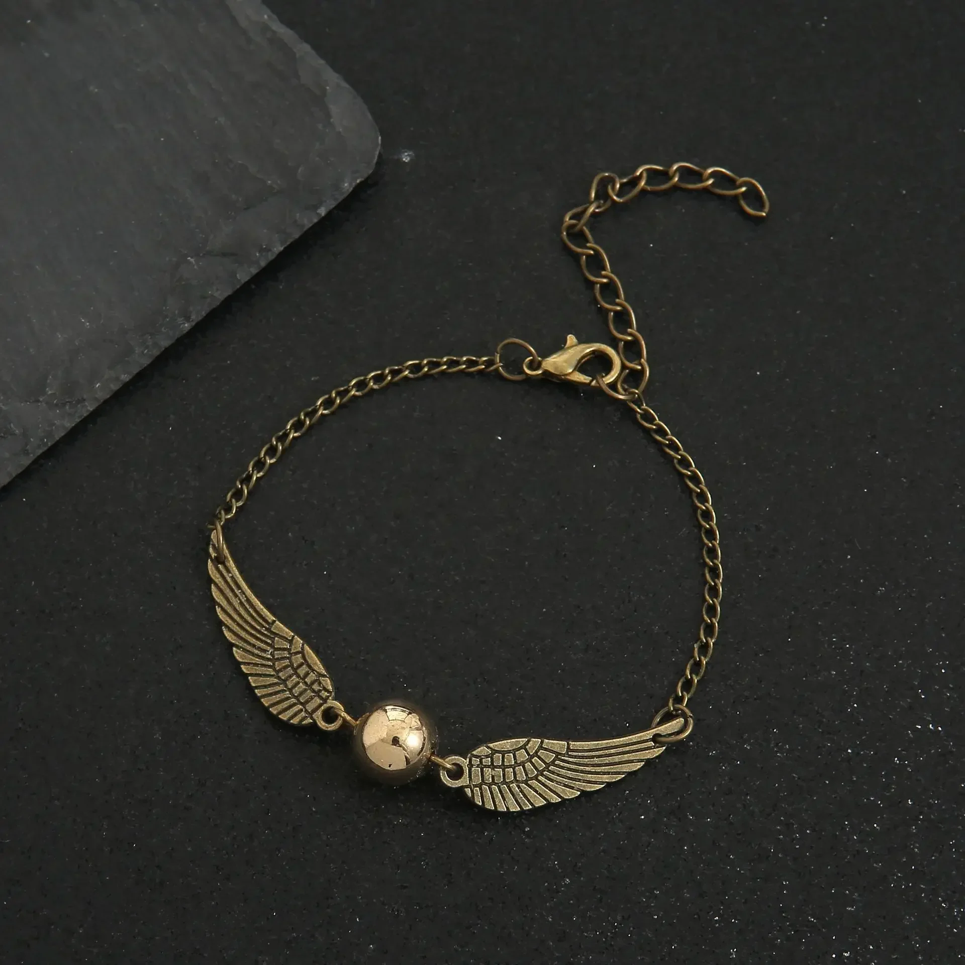 Hot Movie Harries Potters Gold Time Turner Hourglass Necklace Snitch Bracelet Anime Accessories Decorate Women Jewelry Gifts