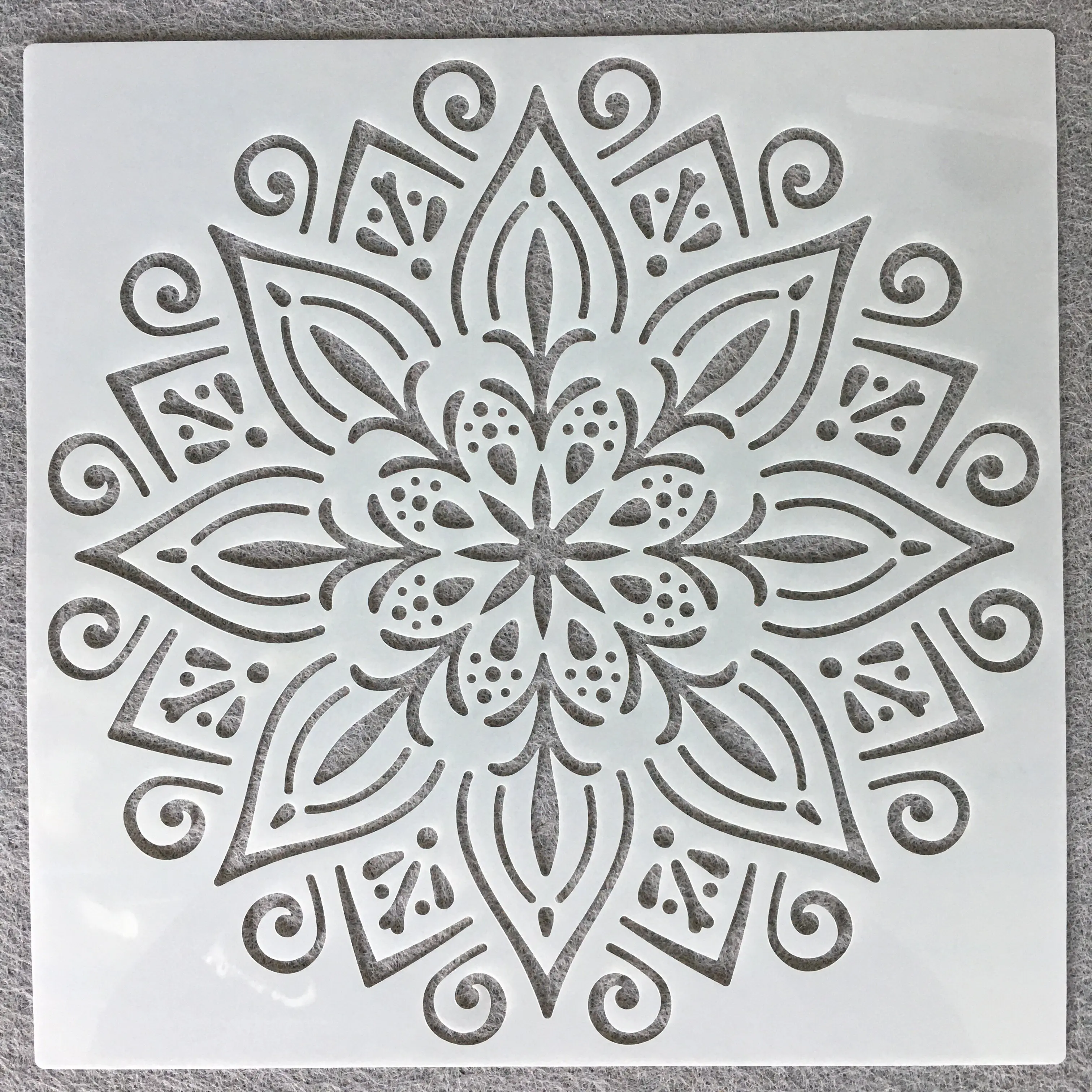Template 12 Inches Assisted Painting Ceramic Tile Stone Wall Painting Spray