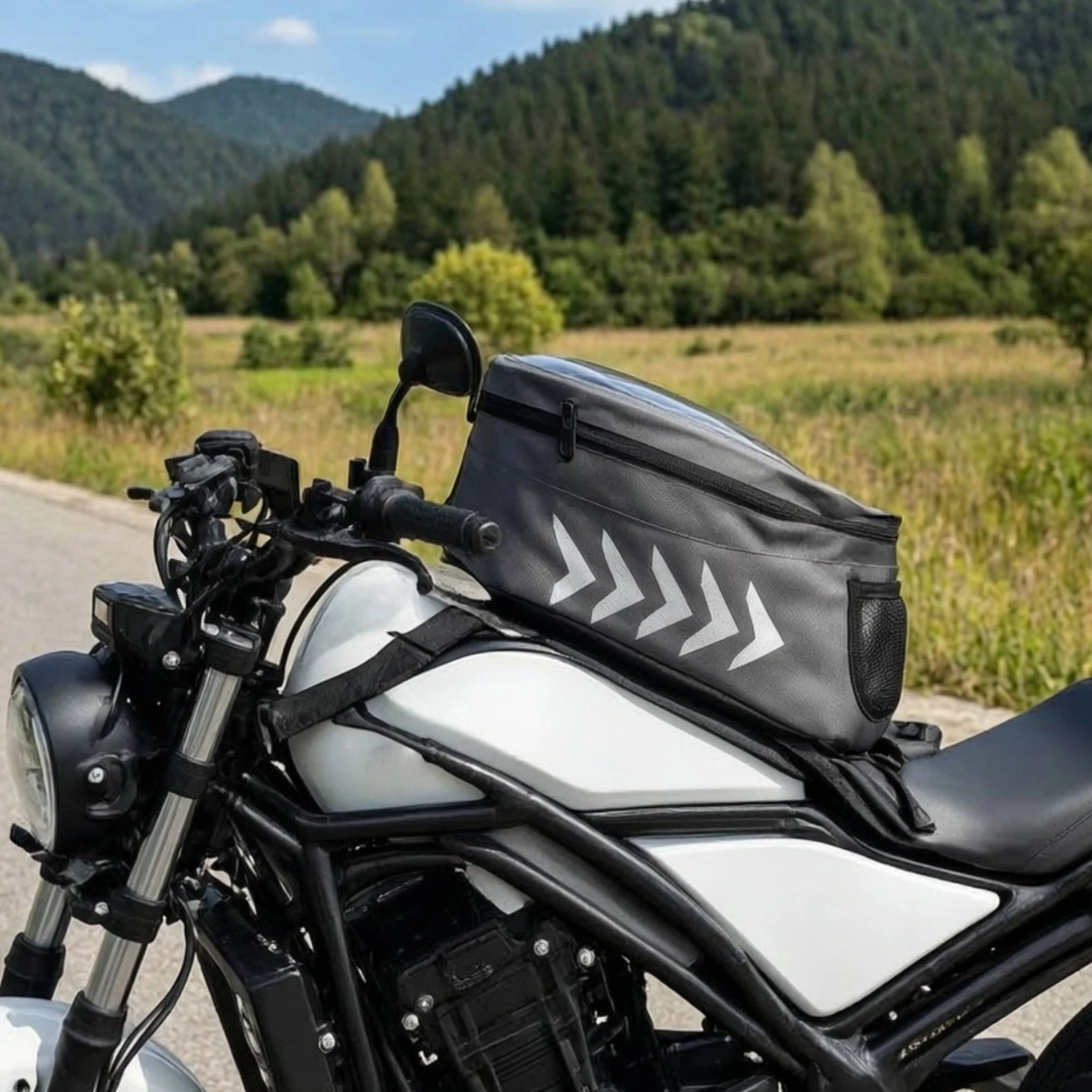 Motorcycle Tank Bag Sleek-Profile Motorcycle Tank Bag with Clear Window Sturdy Portable for Motorcyclists, Daily Rides