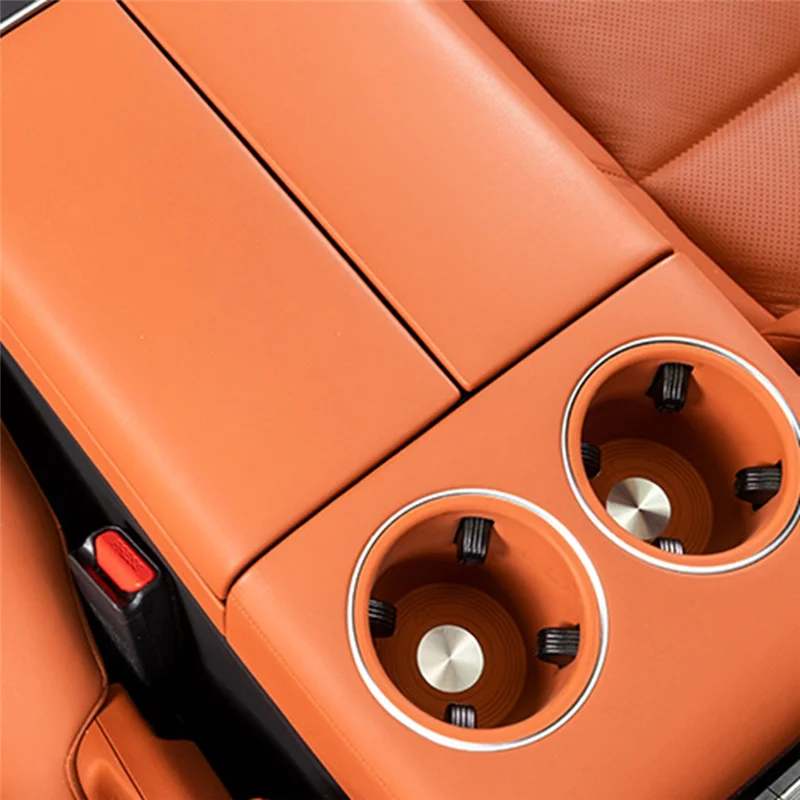 وسادة سيليكون لكوب الماء الخلفي للسيارة لقيادة أجزاء التعديل الداخلي المثالية Lixiang L7 2022 2023 (أسود) #6