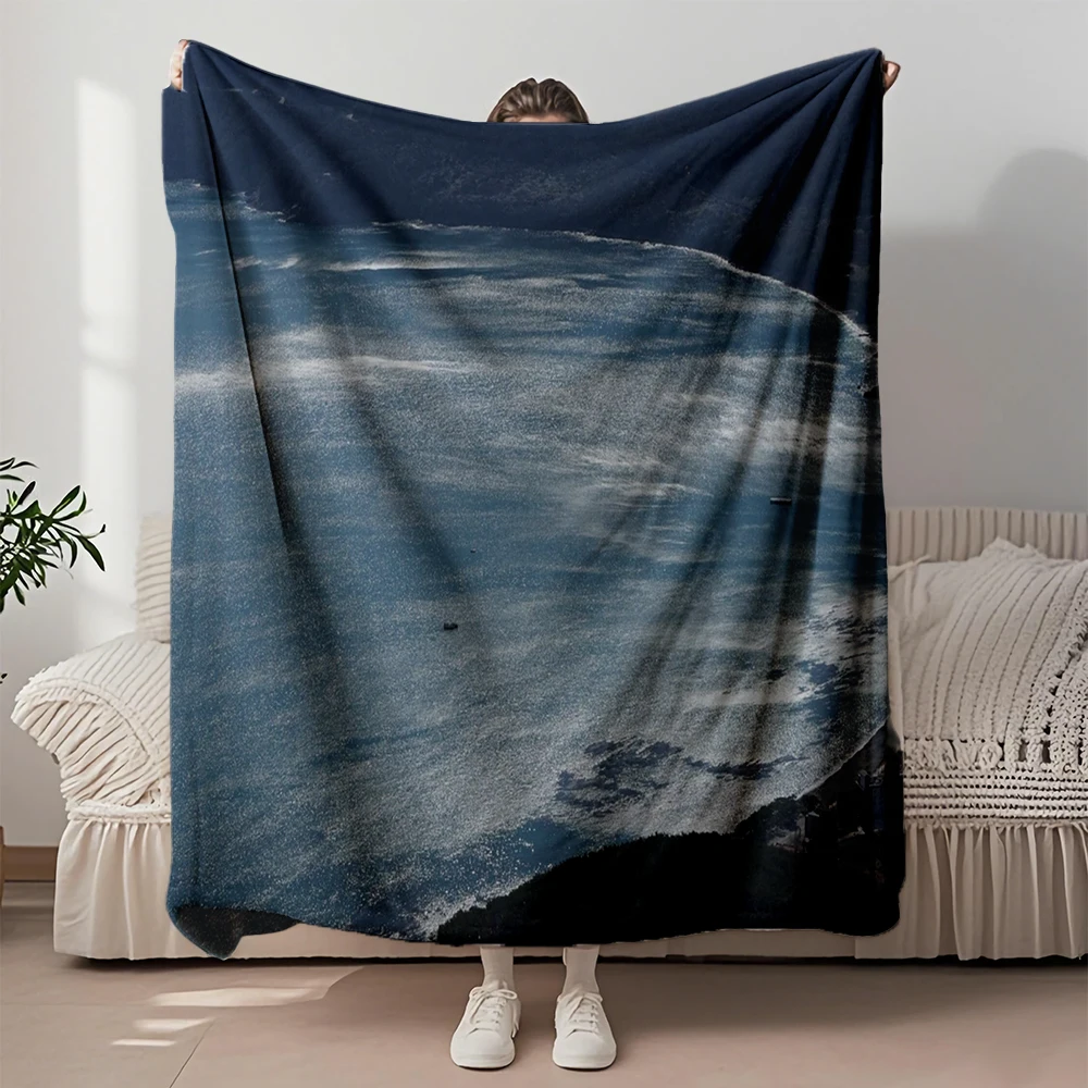 

Practical Flannel Blanket Korea Beach Scenery Mid-century Modern Bedsheet Hospitality Bedding Anti-pilling Wrinkle-resistant