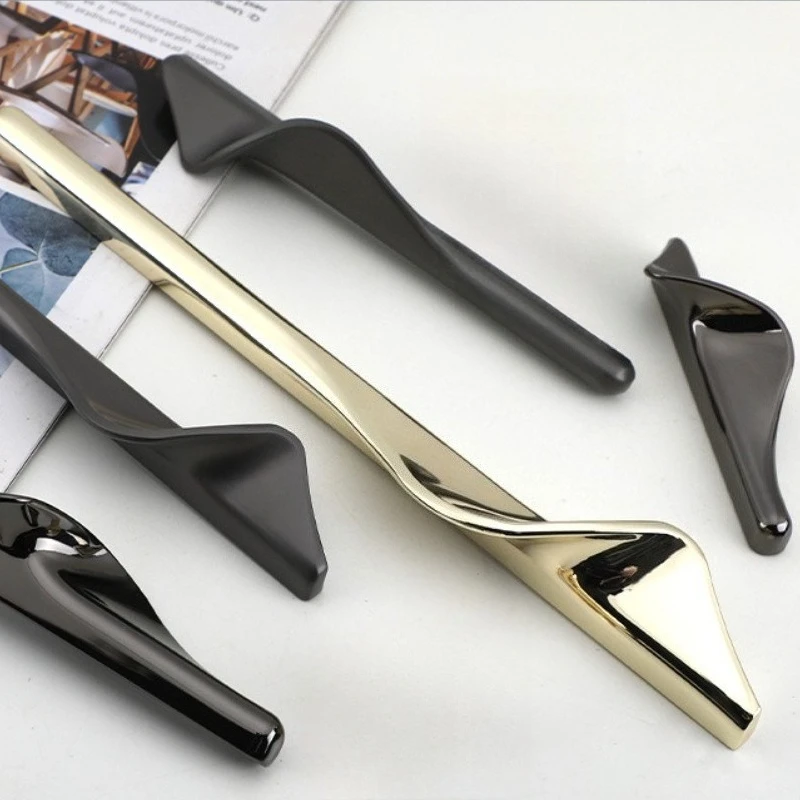 مقابض أبواب خزانة ملابس فنية على شكل حرف S، درج خزانة فاخر خفيف يسحب مقبض خزانة المطبخ البسيط، أجهزة الأثاث