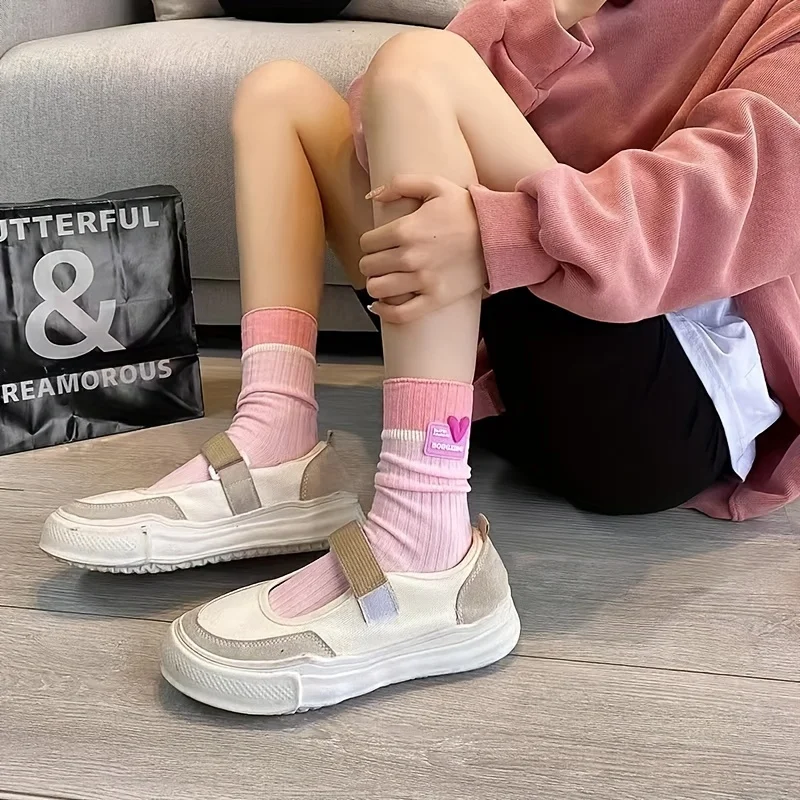 4 أزواج من جوارب الدوبامين النسائية بنمط قلب - جوارب كاحل مضلعة ناعمة قابلة للتنفس، ألوان باستيل وزاهية