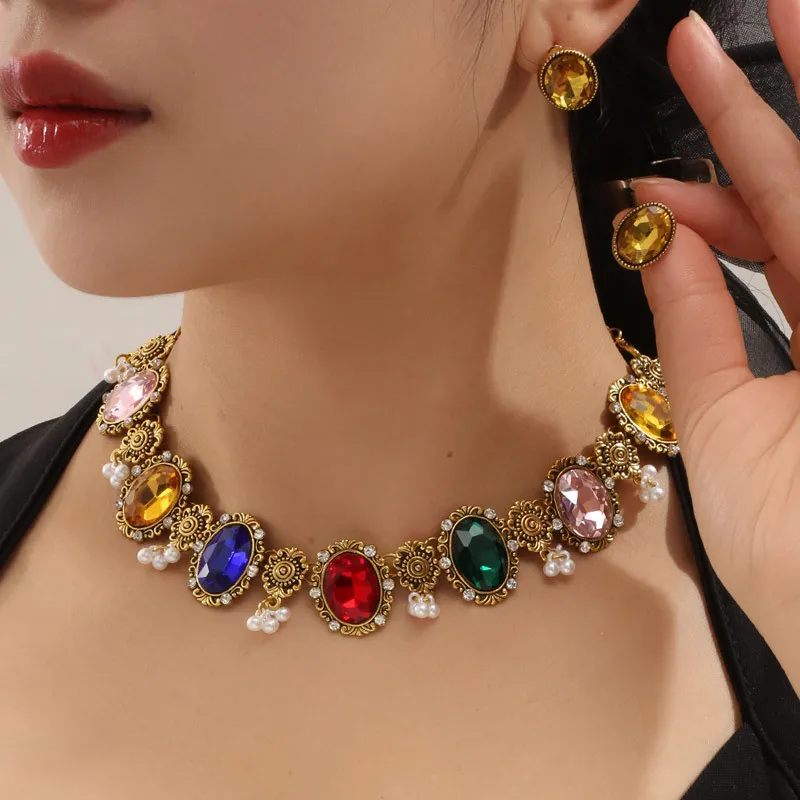 

Women's Fashion Retro Ethnic Jewelry Set, Sparkling Gemstone Short Necklace & Chain Earrings, Elegant Jewelry for Party Gift