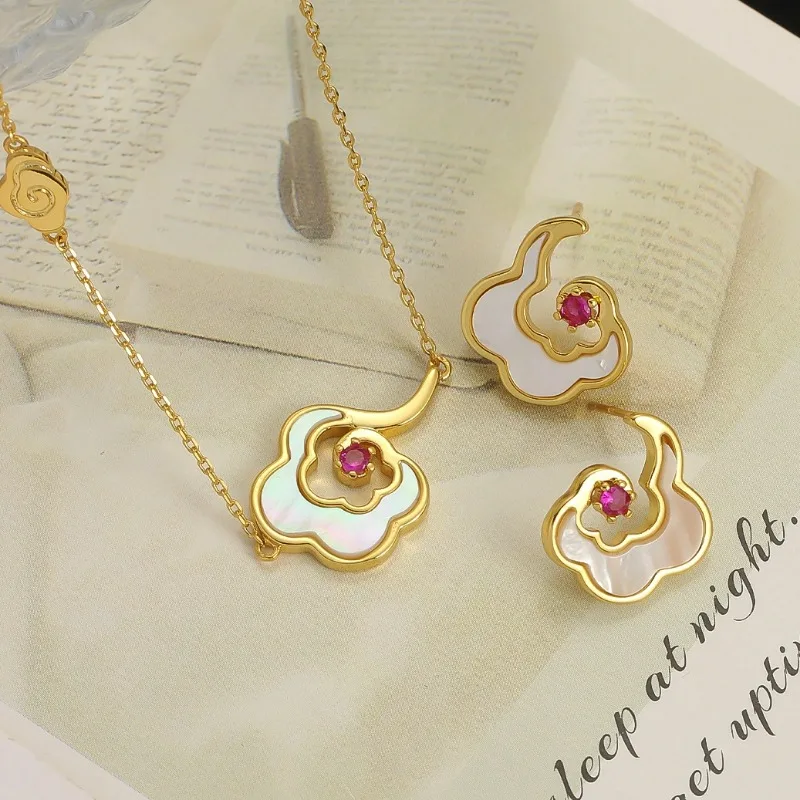 

Cloud Shape Shell New Chinese Style Necklace for Women Versatile High-end Zircon Clavicle Chain Light Luxury Ethnic Earrings