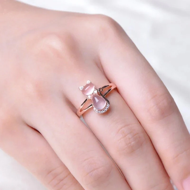 Huitan Rose Gold Color Cat Rings for Women Cute Girls Gift Exquisite Finger Accessories Party Daily Wearable Statement Jewelry