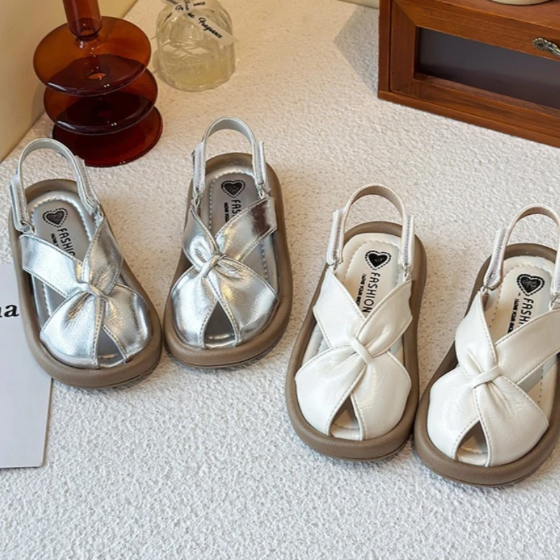 

Girl Princess Sandals2026New Autumn Korean Edition Child Flat Shoe Fashionable Girl Anti Slip Travel Step Playing Water Sandals
