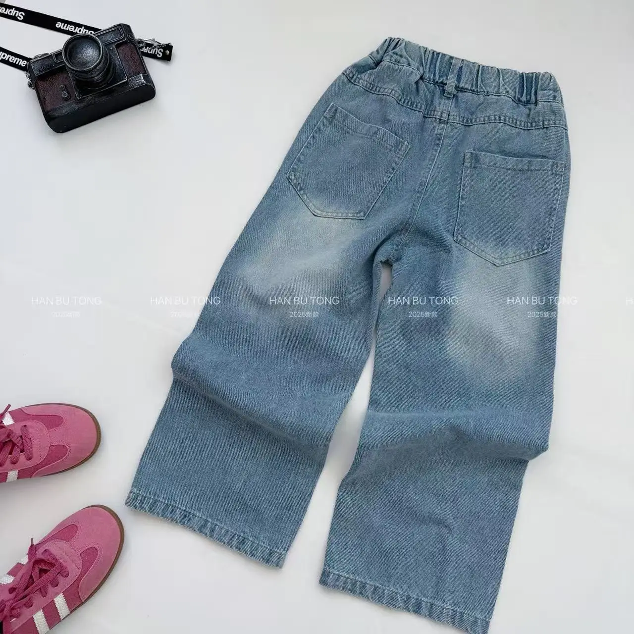 Girls Pants Spring and Autumn 2026 New Stylish Butterfly Embroidery Loose Wide Leg Ripped Jeans