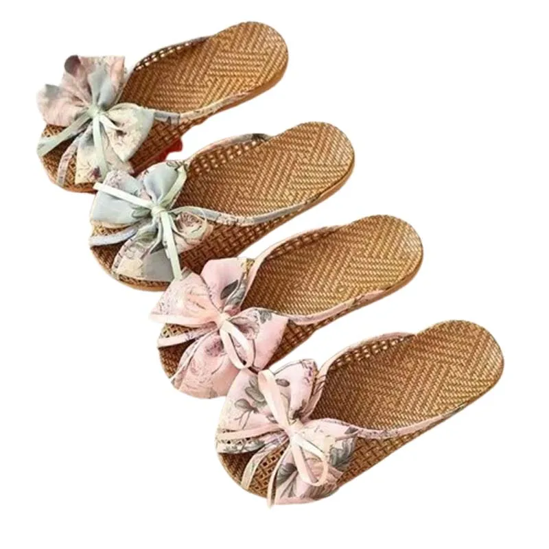 

New casual fashion women's slippers
