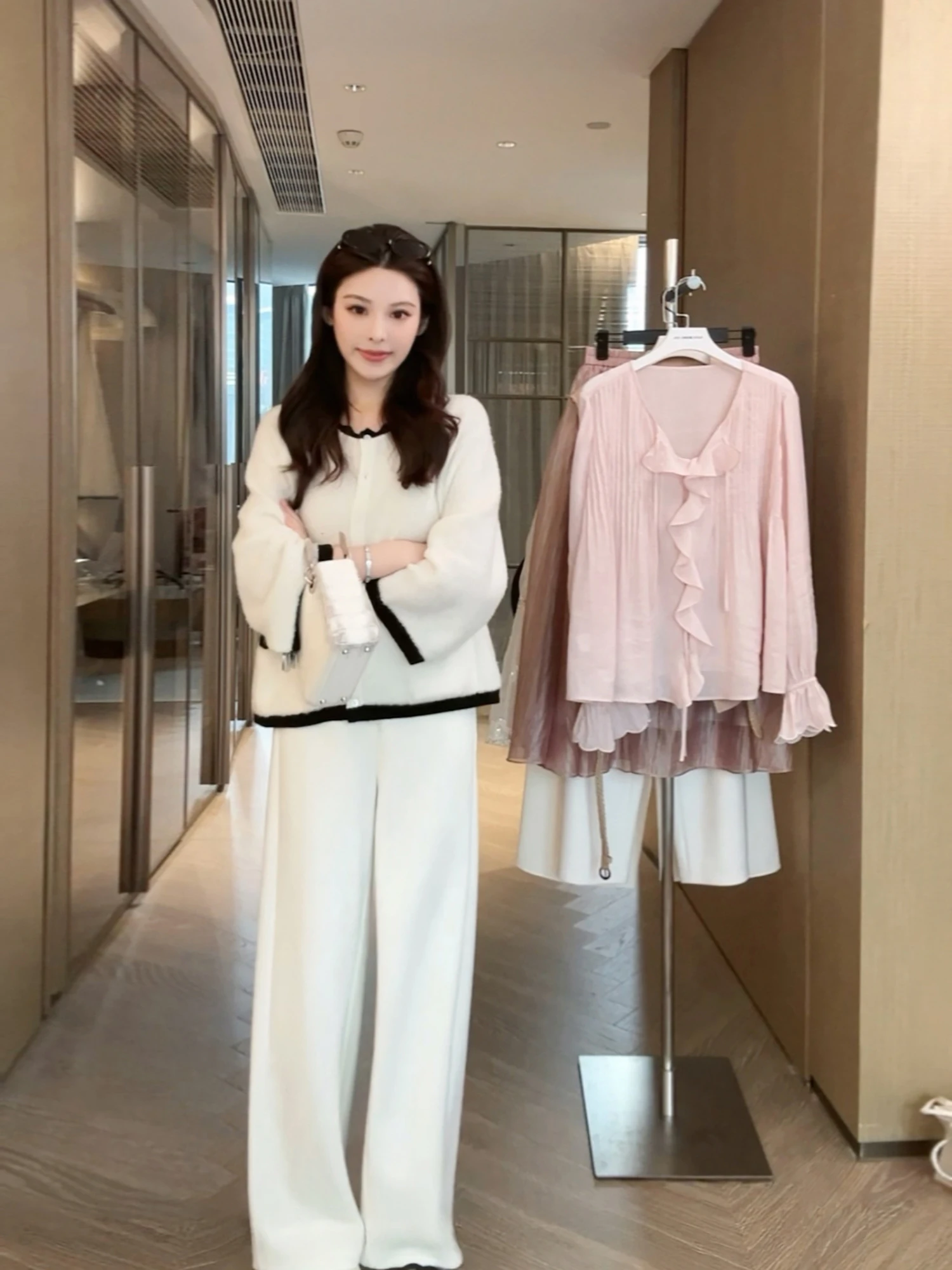 

Брюки YUYU WANG Весна 2026: Свободные прямые брюки с широкими штанинами на резинке, повседневные, из полиэстера, для женщин