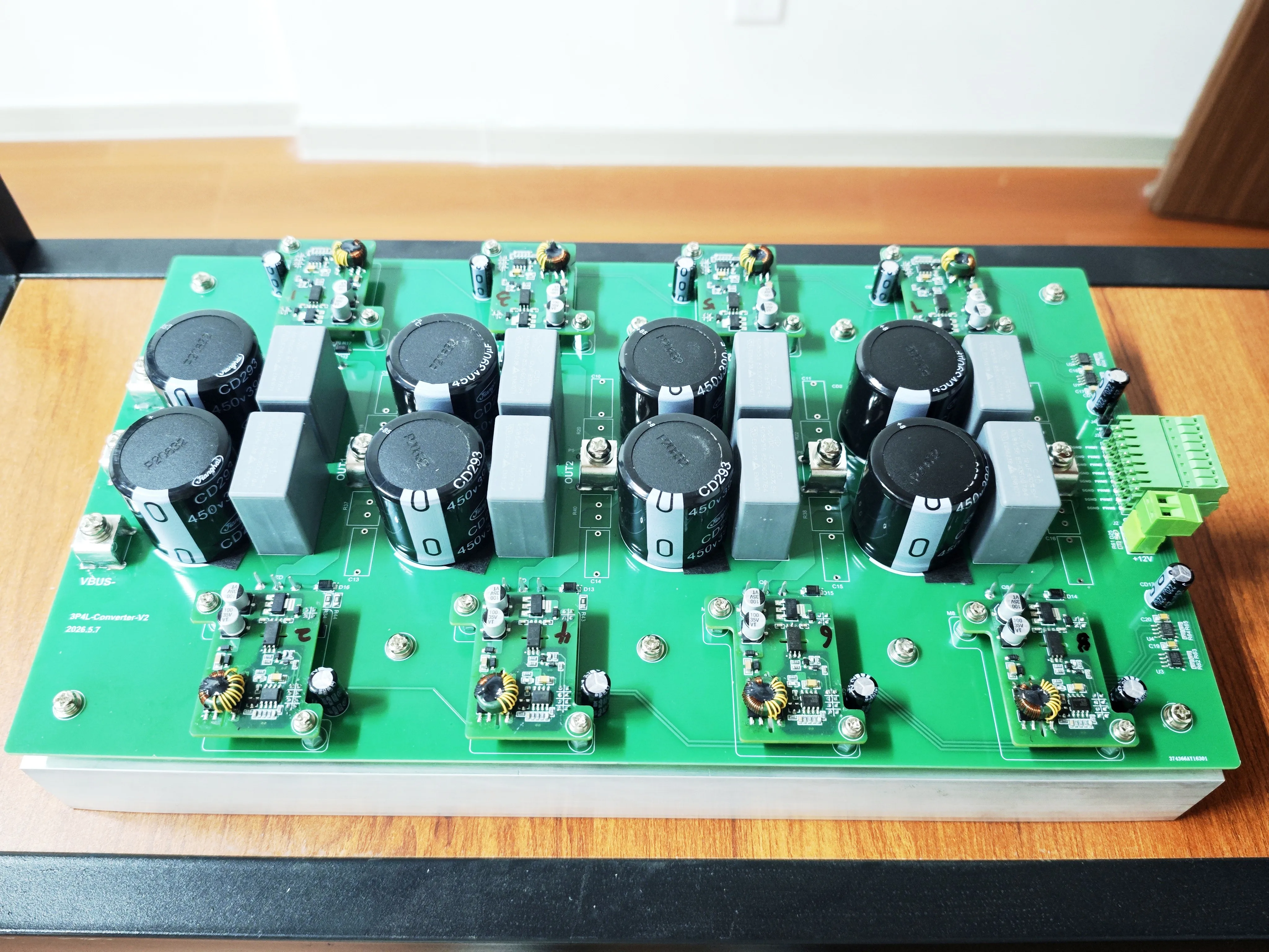 Three-phase Four-arm Inverter Bridge, Three-phase Four-wire Inverter, Hardware Development Platform, SiC IGBT Driver