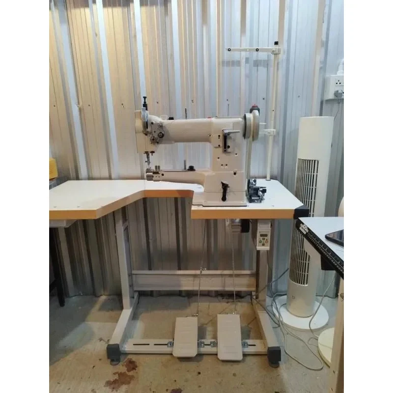 MC 335B Cylinder Bed Unison Feed Sewing Machine with Big Hook