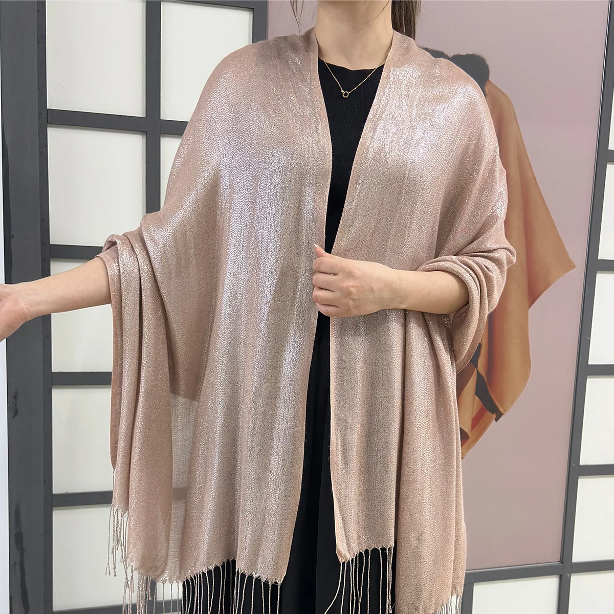 Women's Shawl Autumn Summer Female Flow Champange Silk Dance Dinner Party Scarf Tassel Bridal Bolero Cape Mariage Shrug