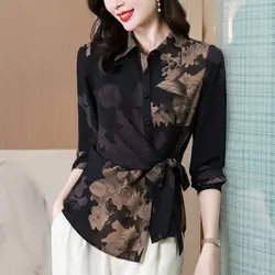 2024 Frühling Herbst Blumen bedruckte Bluse pendeln einreihige Damen bekleidung Revers Mode asymmetrische Bandage schlankes Hemd