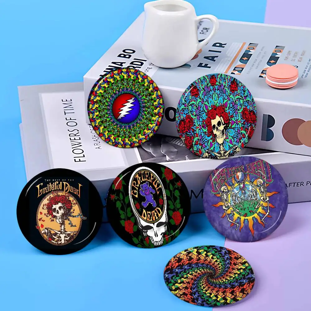 Band G-Grateful Dead Psychedelic Rock Brooches Soft Button Pin Silly Gnarpy on A Skateboard Meme Badge Gamer Collection Gifts