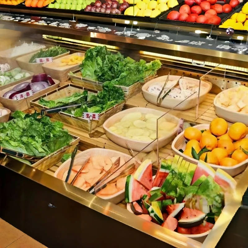 Холодильник с золотой отделкой цвета