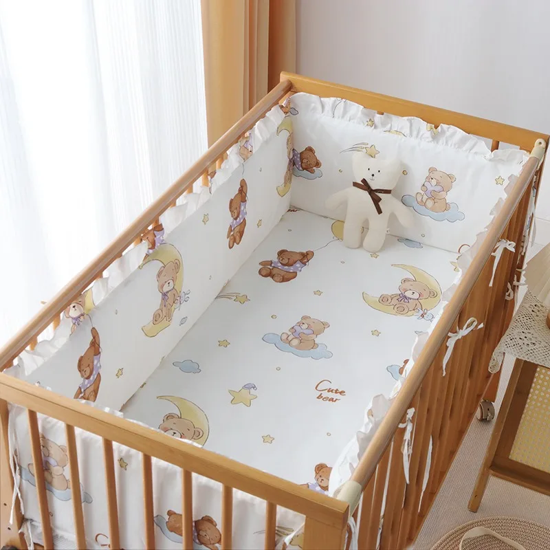 Set biancheria da letto per bambini da 5 pezzi per culla Biancheria da letto staccabile per neonato per orso (4 paraurti + lenzuolo)