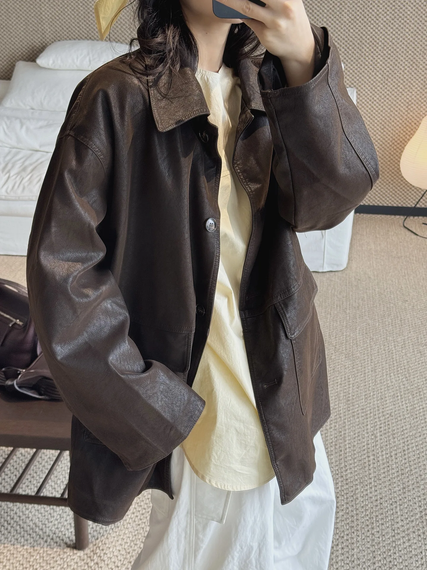 Early spring new Korean retro fashionable matte texture PU lapel jacket with loose silhouette for women