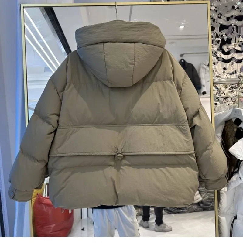 겨울 신상 한국산 여성용 두꺼운 후드 숏 화이트 덕다운 루즈핏 패션 오프시즌 심플하고 세련된