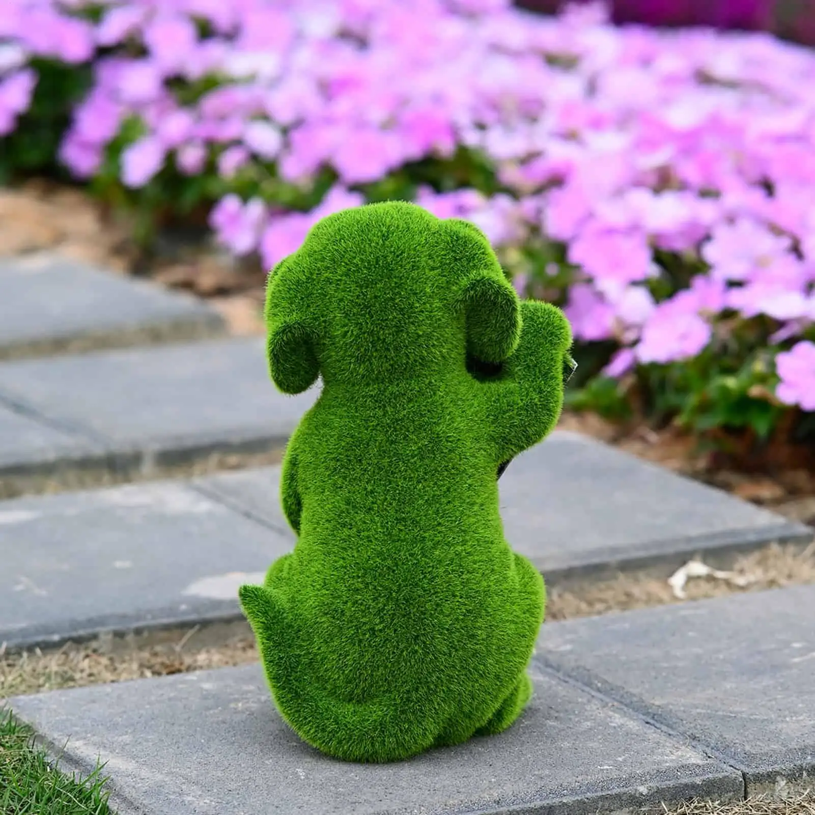 Weather Resistant Garden Dog Statue Collectible Welcome Puppy Theme Sculpture Porch Lawn Backyard Patio Housewarming Gift