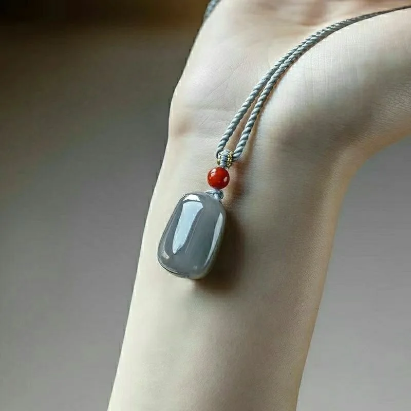 

Authentic Smoke Purple Jade Hetian Jade Peace Things Smoke Lucky Charms Pendant Girl Necklace Sutton Protects Geely Ins Pendant