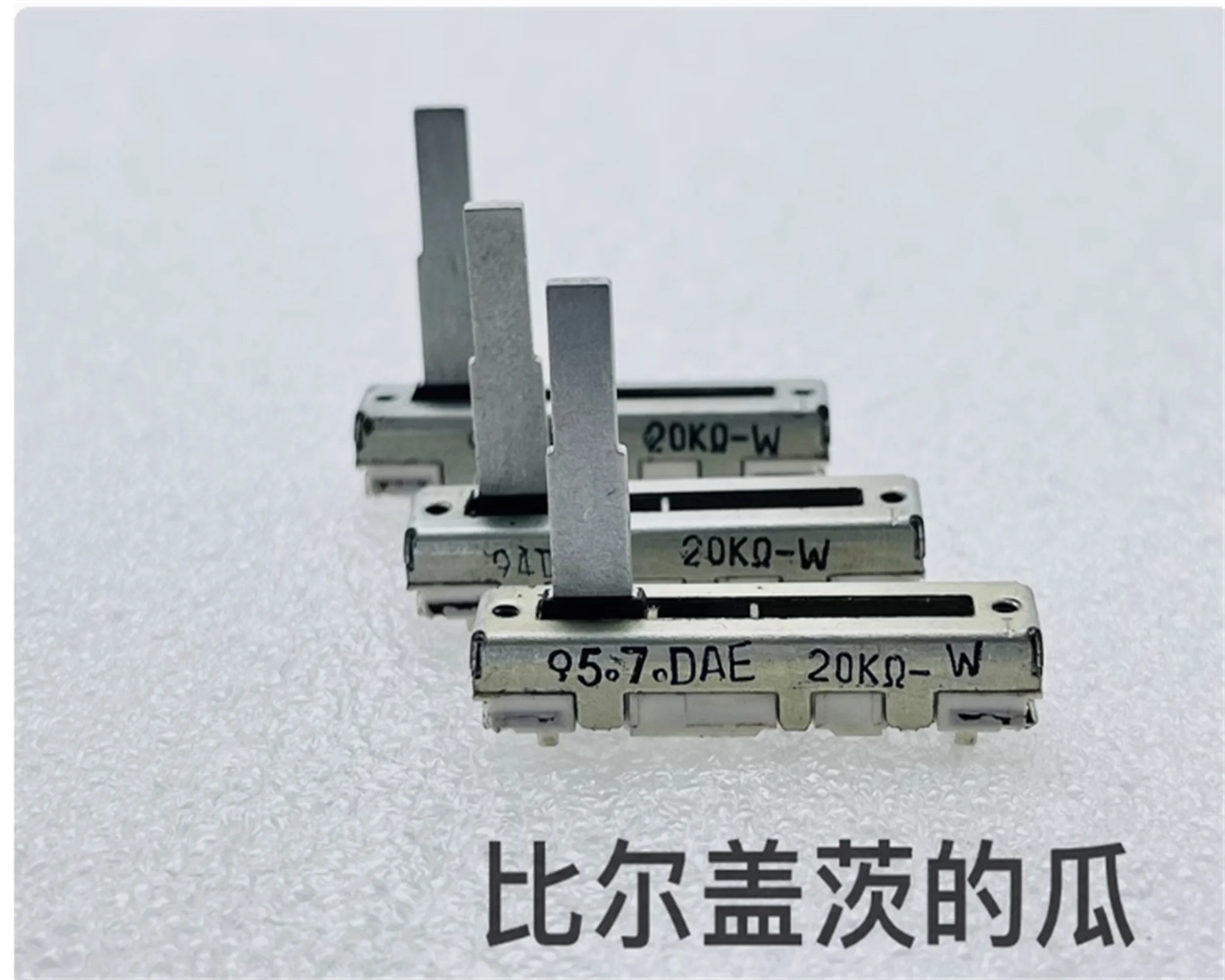 2 PCS straight sliding potentiometers 35mm single link W20K Ω mixing console sound volume adjustment shaft length 20mm