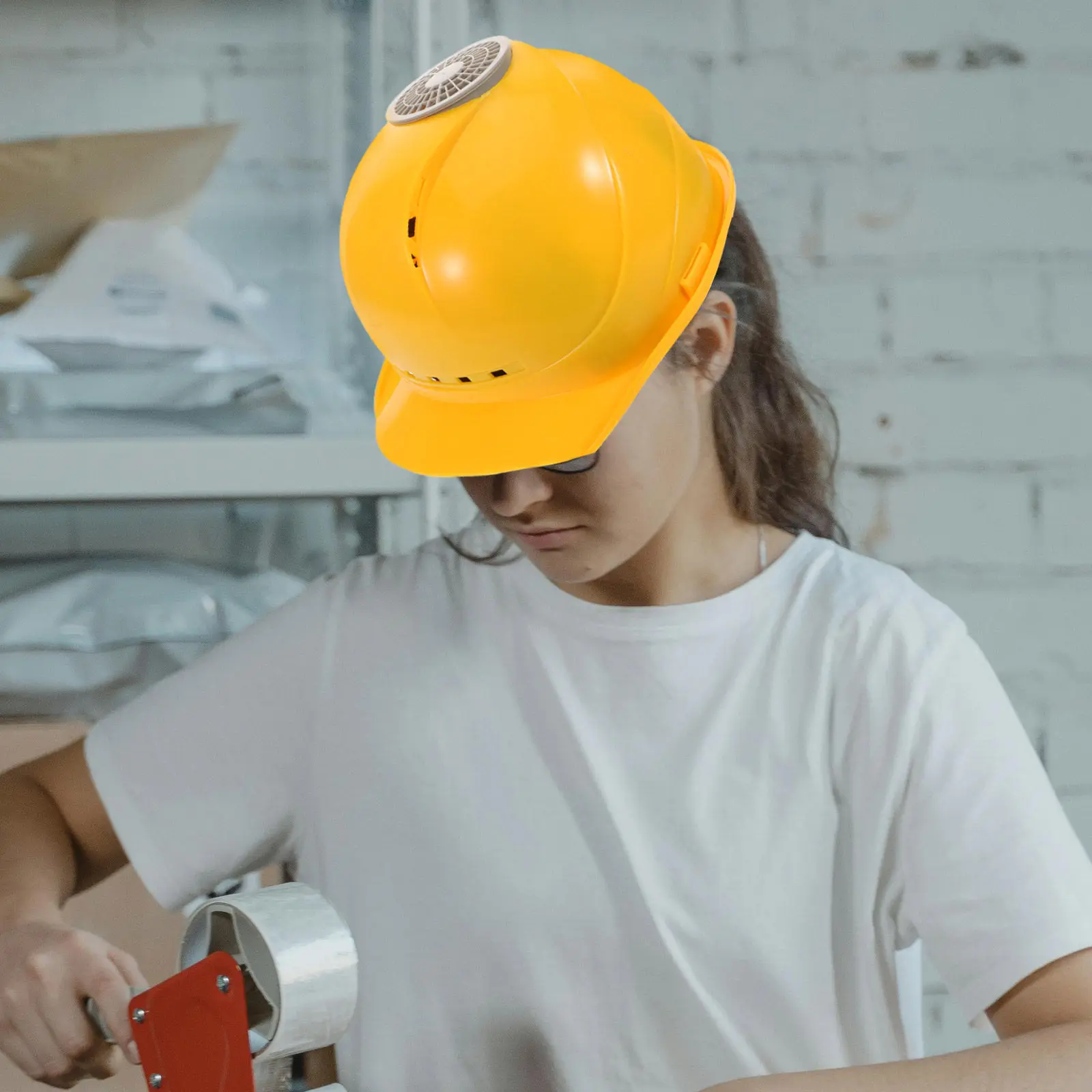 

White USB Charging Fan Construction Multi-Functional Cooling Safety Hard Hat for Summer Work Home Improvement