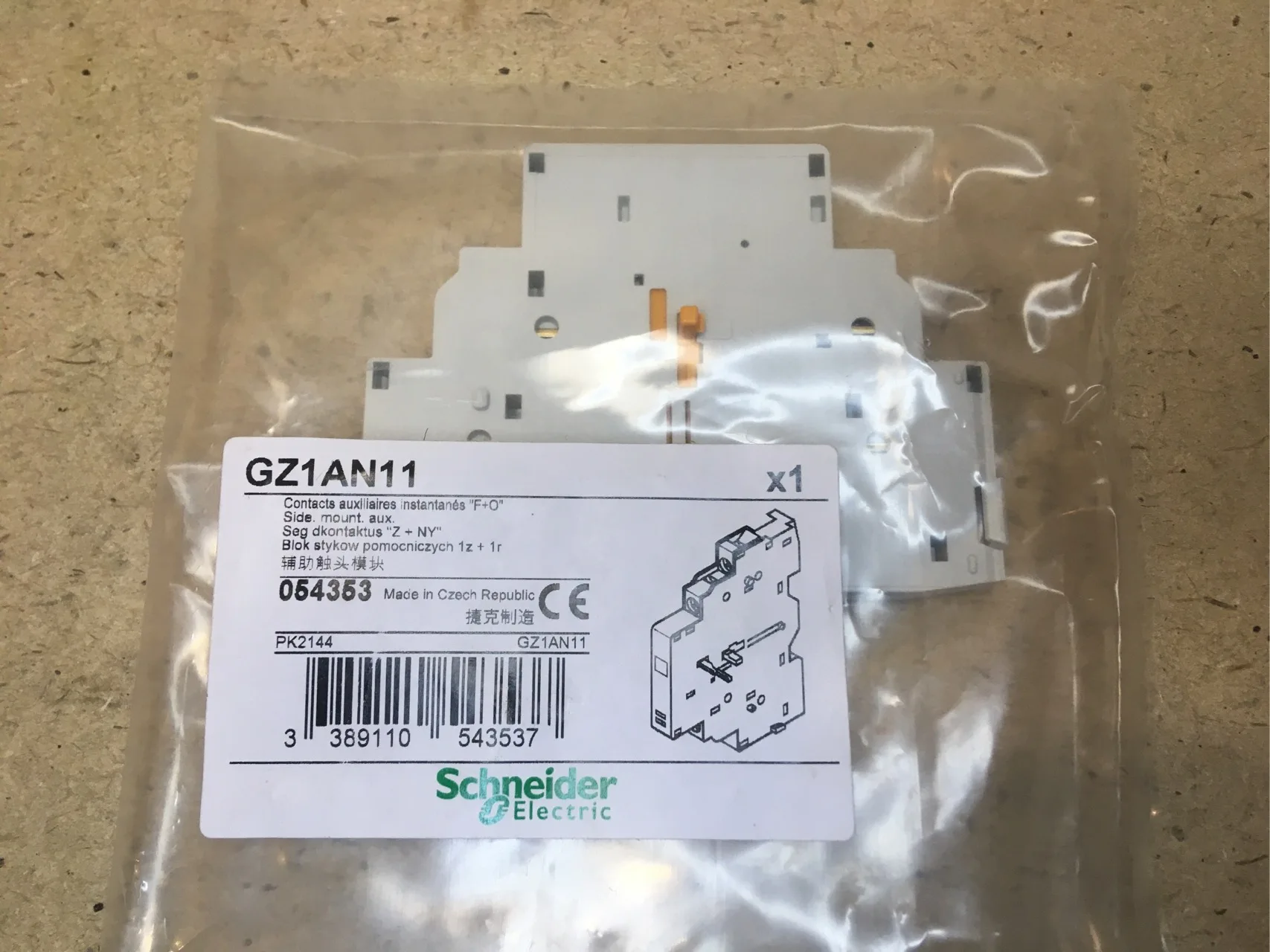 

Вспомогательный контактный блок GZ1AN11, Easy TeSys Power, 1НО+1НЗ, монтируется слева