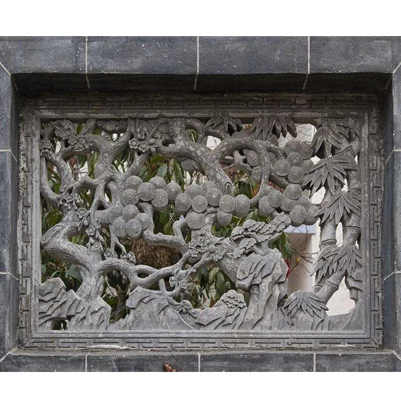 

Murals, three-dimensional decorative carvings on scenic background walls