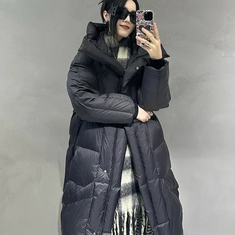 European Fashion Winter New Women Down Jacket Long Hooded Bread Jacket Loose and Warm Parkas