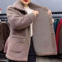 Women's Lamb Fleece Jacket Lapel Collar Warm Cotton Coat for Cold Weather Outdoor Wearing NIN668