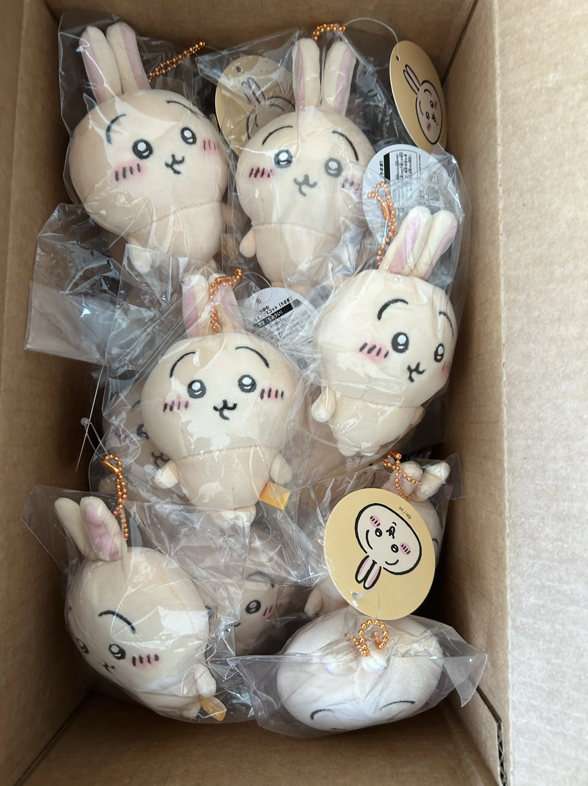 

MINISO Chiikawa Hachiware мультяшный кулон милая и забавная кукла Усаги брелок для автомобиля подвесные украшения пара стиль отправить друзьям