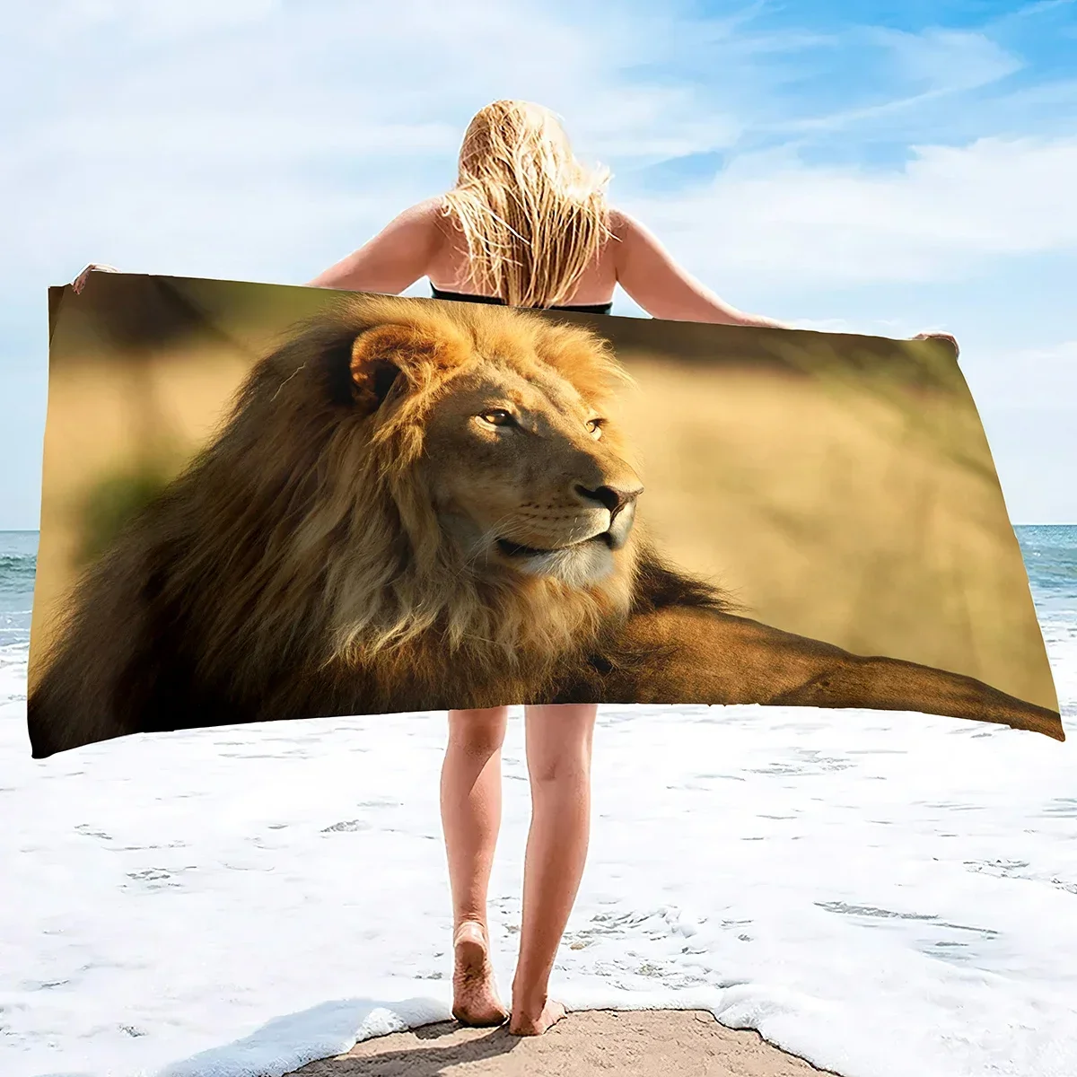 Lion Beach Towel, Microfiber Sand Free Quick Dry Compact Beach Towel Blanket, Lightweight Pool Towel for The Swimming,Camping