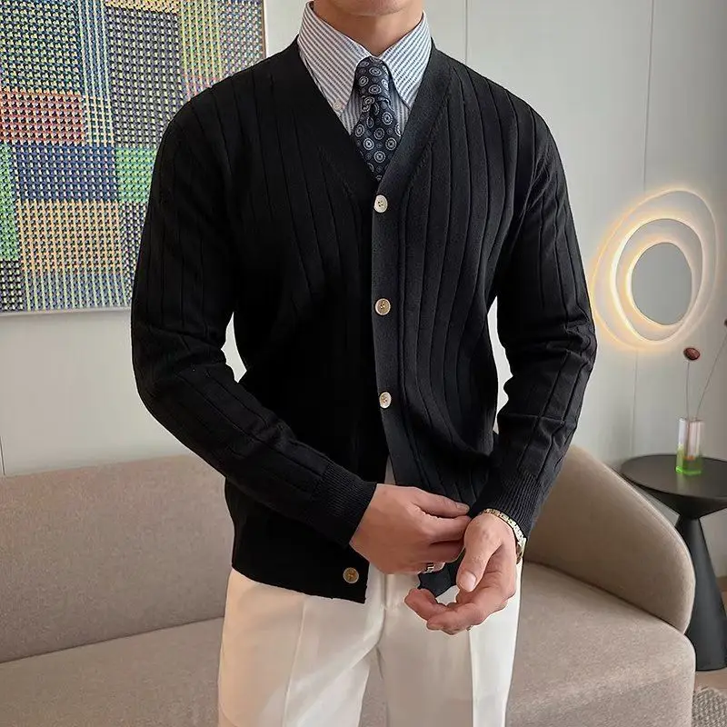 Nuevo Cárdigan de punto con cuello en V coreano Maillard, suéter para hombre, suéter Retro japonés, chaqueta para hombre