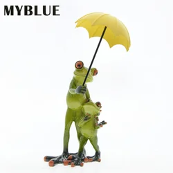 Home Decor Statue,Frog Father and Child Under Umbrella,Hoom Room Table Decorative sculptures & figurines